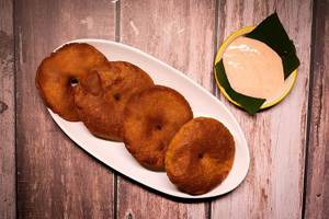 Bhajaniche Vade [4 Pieces]
