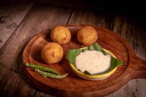 Upas Kachori [3 Pieces]