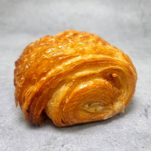 Smoked Chicken & Cheese Croissant