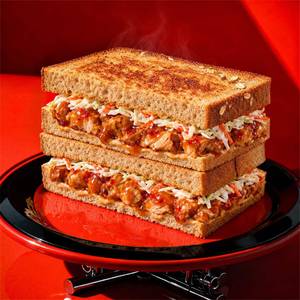Protein Chipotle Chicken Sando (Sandwich)