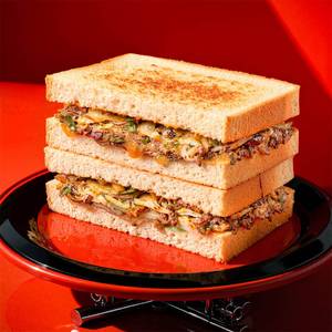 Harissa Chicken Sando (Sandwich)