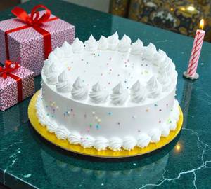 Special Vanilla Eggless Cake