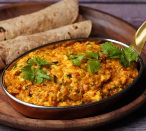 Paneer Bhurji With 3 Tawa Rotis