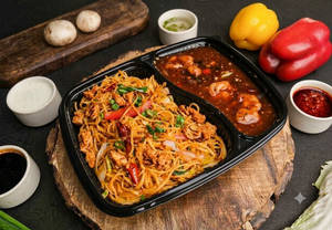 Chilli Garlic Chicken Noodles With Szechuan Chicken Gravy