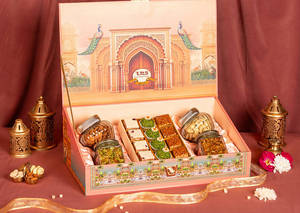 Mayur Mahal Gift Box