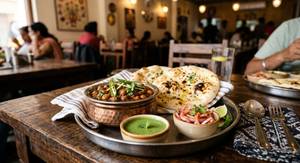 Pindi Choley+2 Pieces-Kulcha+Chutney+Masala Pyaaz