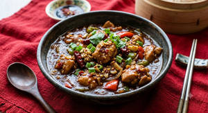 Chicken In Hot Garlic Sauce Gravy