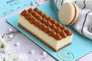 Smoky Caramel Cheesecake With Macaron