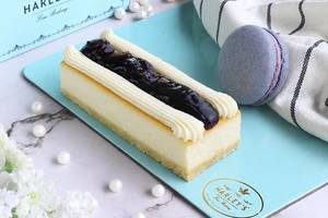 Chef's Favourite Blueberry Cheesecake With Macaron