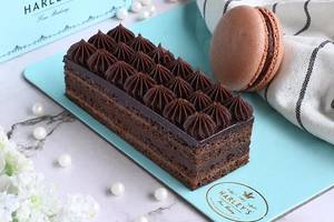 Signature Belgium Chocolate Medovik With Macaron