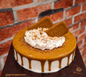 Lotus Biscoff Supreme Cake