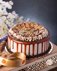 Snickers Supreme Cake