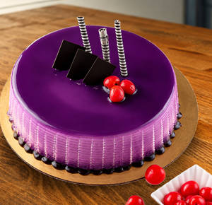 Black Currant Premium Cake