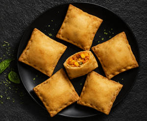 Pizza Pockets (5pcs)