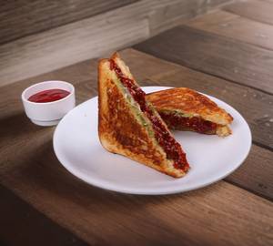 Schezwan grilled egg sandwich