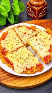 6" Noodles Pizza