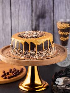 Golden Drip Supreme Cake