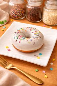 White Chocolate Flavour Filled Donuts