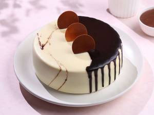Choco Vanilla Cake