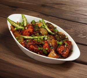Pan Fried Chilli Fish (8 Pcs)