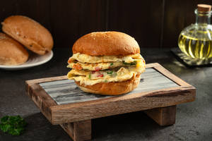 Bun Omelette