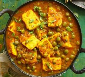 Matar Paneer