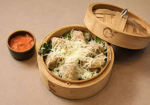Cheese Steamed Momos [6 pieces]