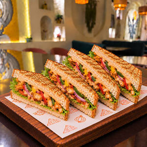 Nawabi Murgh Sandwich