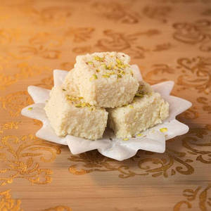 Malai Barfi ( Kalakand )
