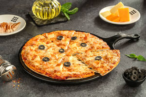 Smoked Chicken Pizza