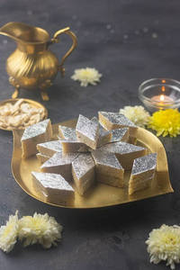 Sp. Kaju Katli