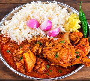 White Rice with chicken gravy