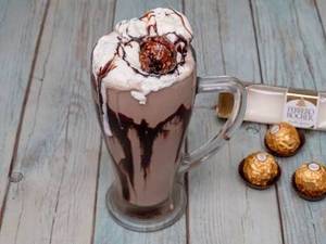 Rocher Shake With Cream