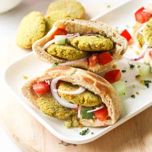Falafel And Hummus Pita Pocket