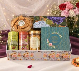 The Garden Bloom Basket Hamper