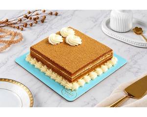 Harley's Spl. Classic Russian Medovik Cake