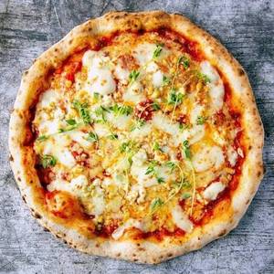 Quattro Formaggi Pizza 11 inches