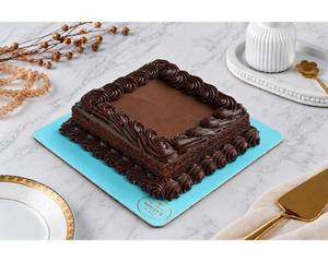 Sparkling Dark Chocolate Medovik Cake