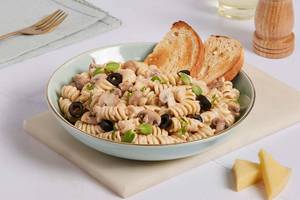 Veg-Alfredo Creamy Delight Pasta