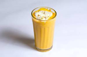 Mango Smoothie With Ice Cream