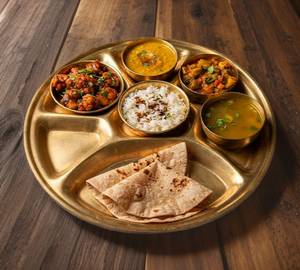 Veg Meals (Soup + Veg Biriyani + Roti (2Pc) + Curry + Dal Combo)
