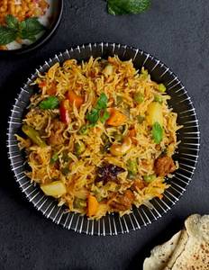 Kaju Paneer Namkeen Pulao..