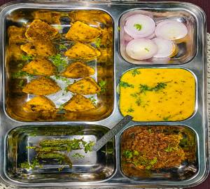 Rajasthani Kadai Dhokla