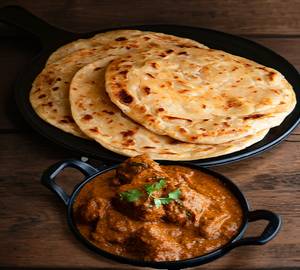 Combo- Gravy Chaap with  2 Tawa Prantha