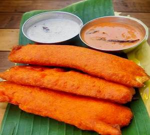 Vazhakaai bajji [2 pieces]