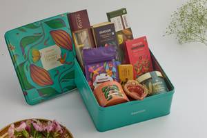 The Signature Chest Diwali Hamper