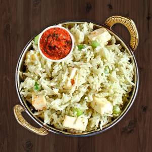 Paneer Pulao With Tomato Chutney