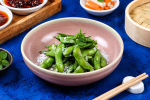 Steamed Edamame Pods Salad