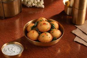 Cocktail Idli (fried)