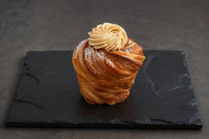 Cruffin Caramel